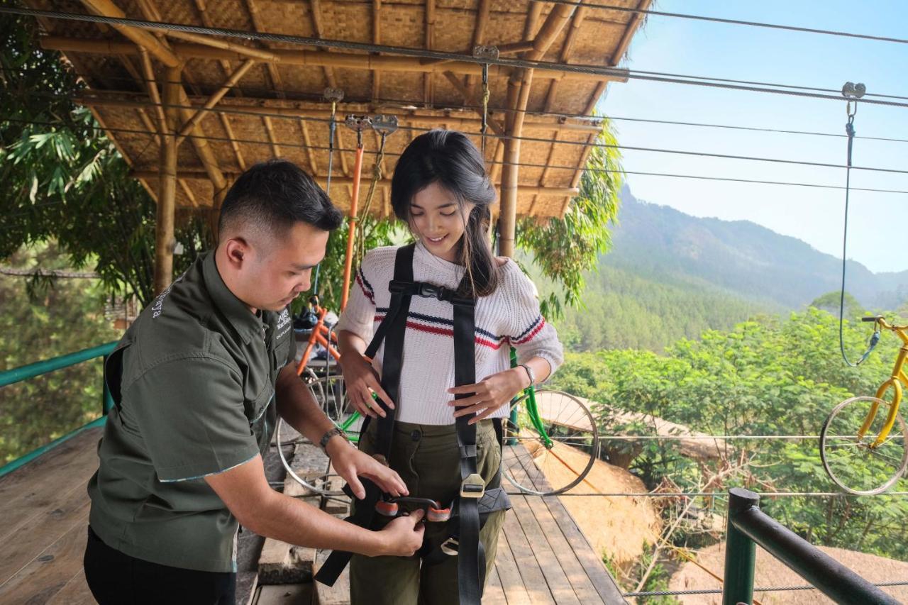 The Lodge Maribaya Cikareumbi Экстерьер фото