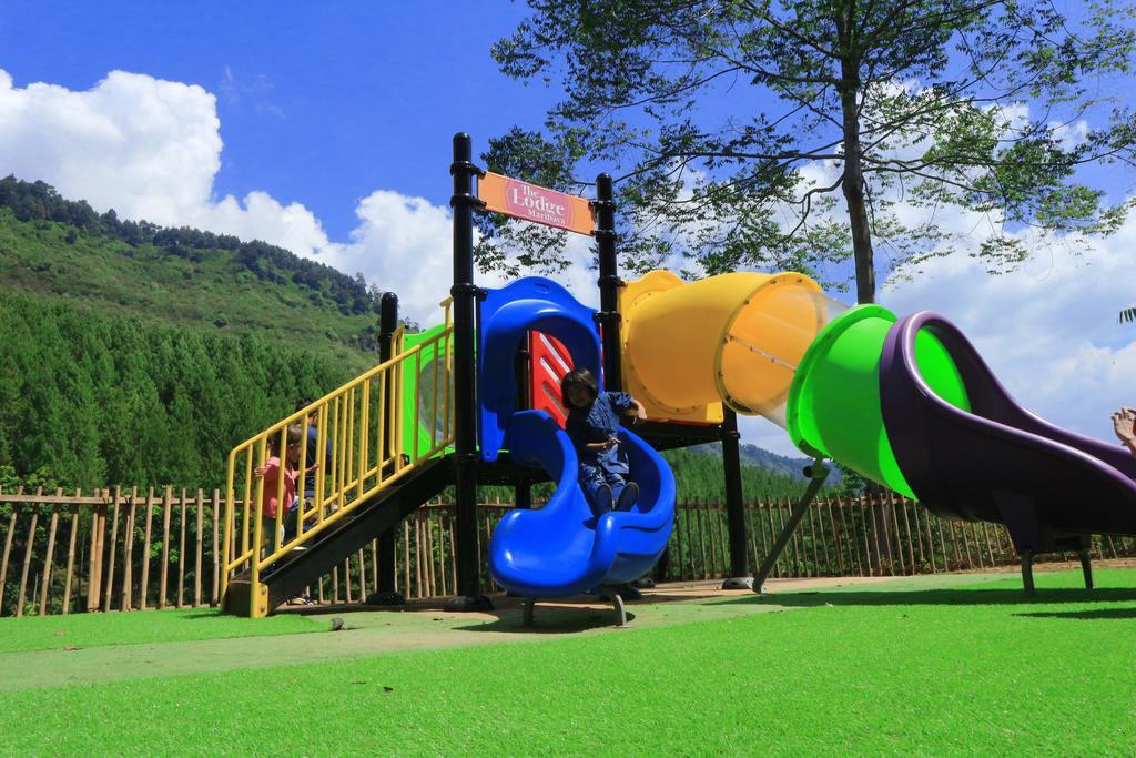The Lodge Maribaya Cikareumbi Экстерьер фото